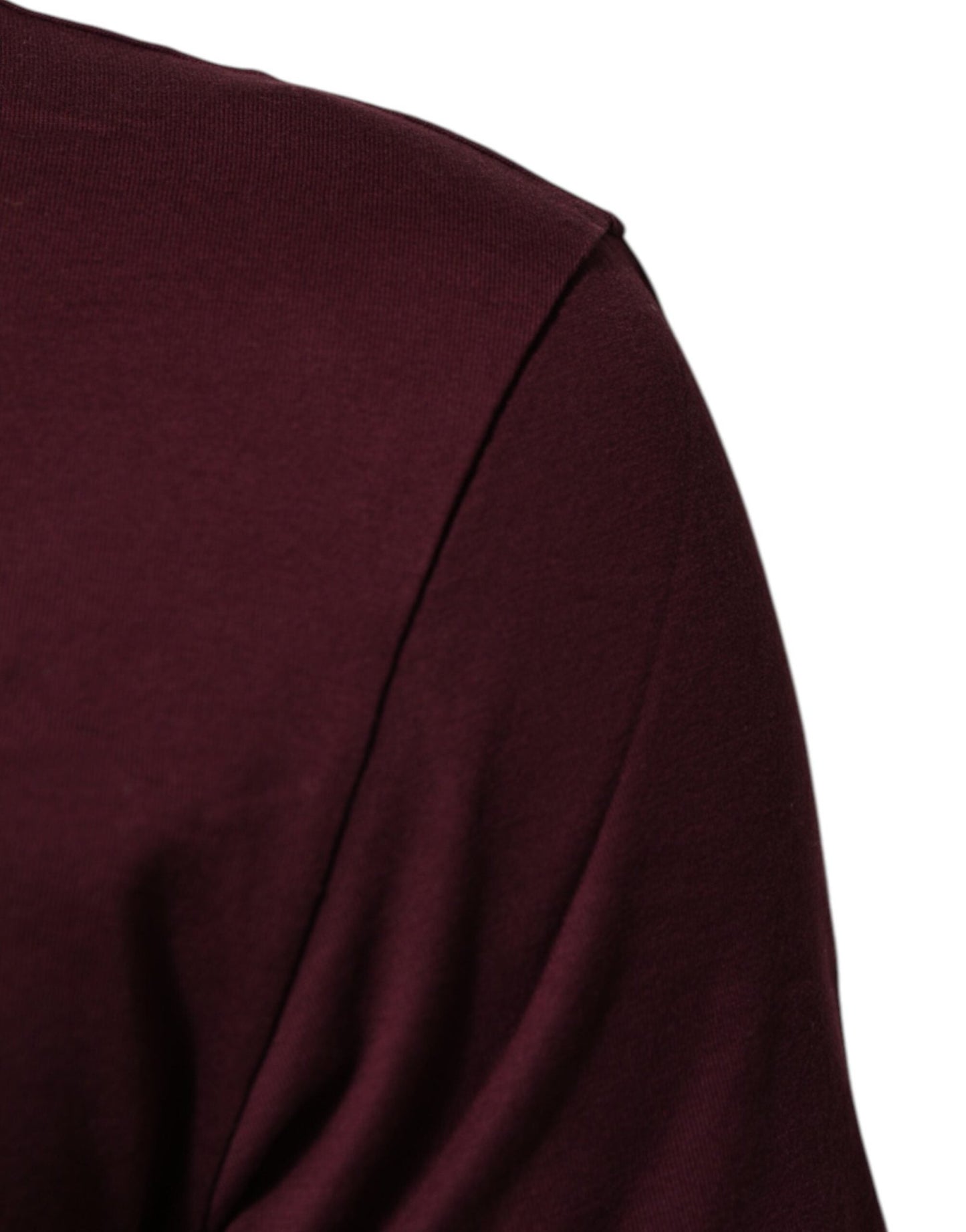 Dolce & Gabbana Burgundy Cotton DG Super King Logo T-Shirt – IT48 | M par Dolce & Gabbana | Disponible sur Sandy Store ByNet
