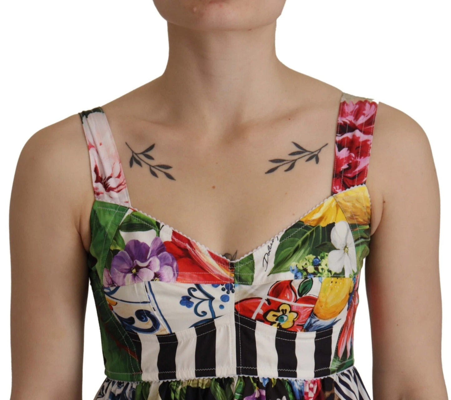 Dolce & Gabbana Multicolor Poplin Floral Mini Flared Dress – IT46|XL par Dolce & Gabbana | Disponible sur Sandy Store ByNet