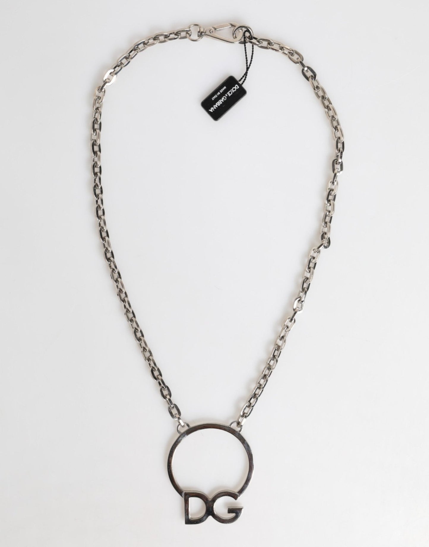 Dolce & Gabbana Silver Tone Brass Chain DG Logo Pendant Men Necklace – par Dolce & Gabbana | Disponible sur Sandy Store ByNet