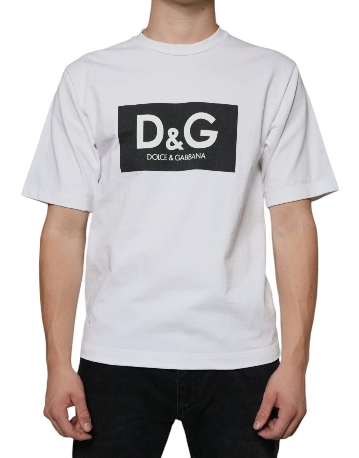 Dolce & Gabbana White Cotton DG Logo Print Casual T-shirt – IT44 | XS par Dolce & Gabbana | Disponible sur Sandy Store ByNet