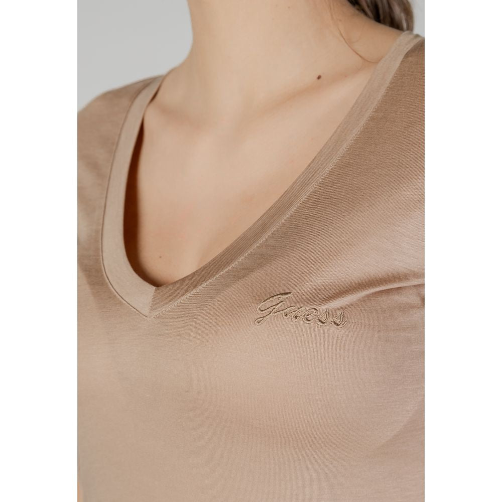 Guess Beige Lyocell T-Shirt – IT40|S par Guess | Disponible sur Sandy Store ByNet