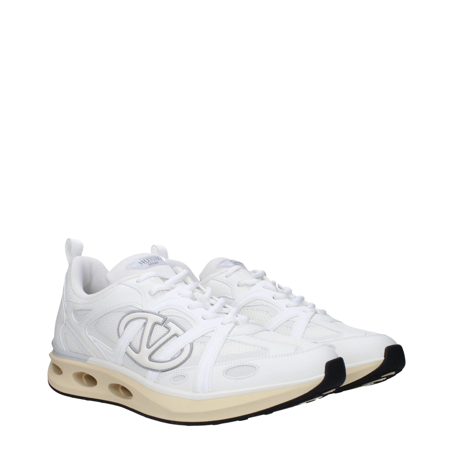 Valentino Garavani White Fabric Athletic Sneakers – EU40/US7 par Valentino Garavani | Disponible sur Sandy Store ByNet