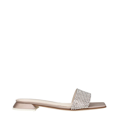 3Juin Beige Satin Slippers Sandals – EU35.5/US5.5 par 3Juin | Disponible sur Sandy Store ByNet