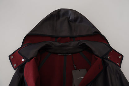 Dolce &amp; Gabbana Elegante parka con capucha en negro y burdeos