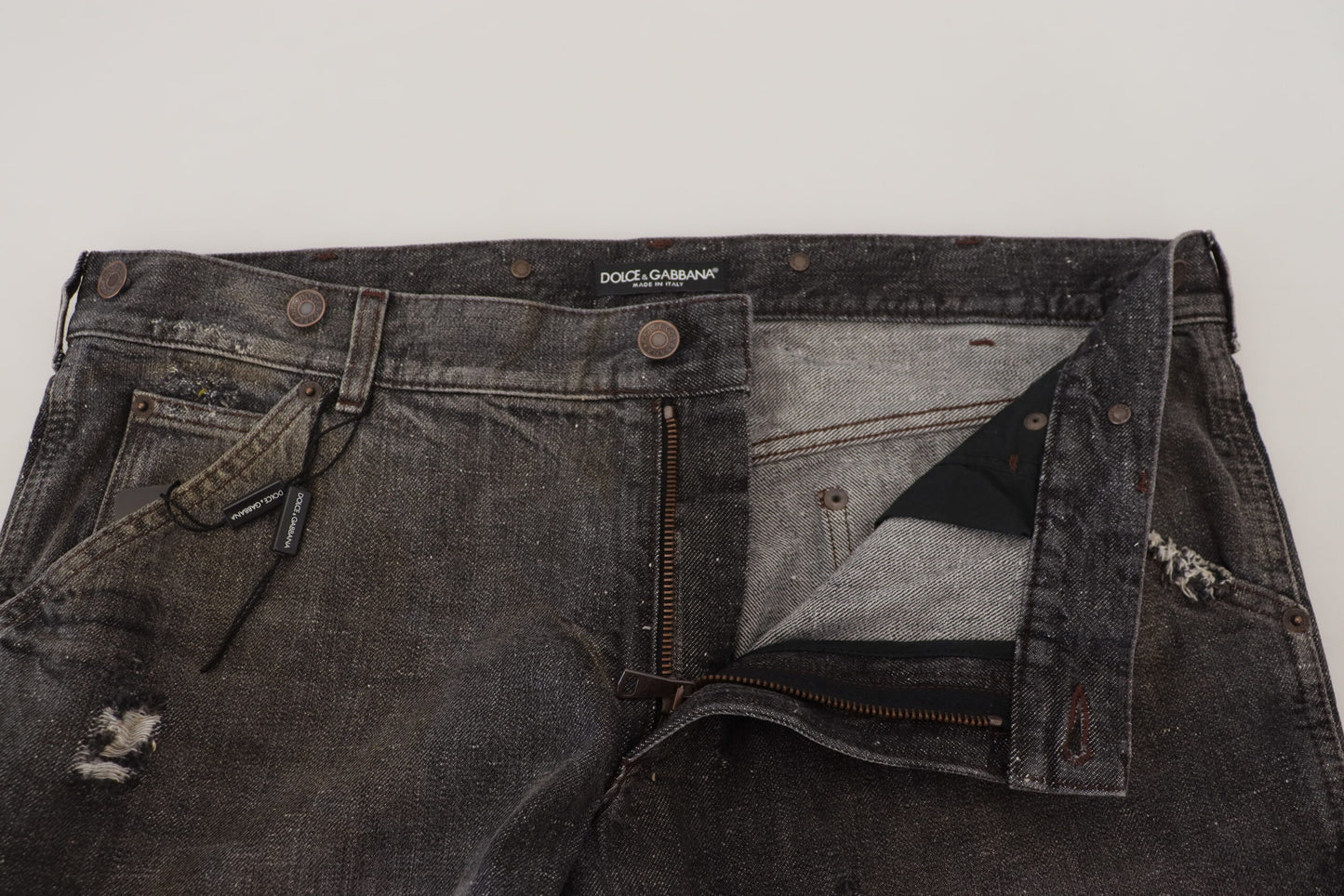 Dolce &amp; Gabbana Exquisite Gray Denim Pants for the Modern Gentleman