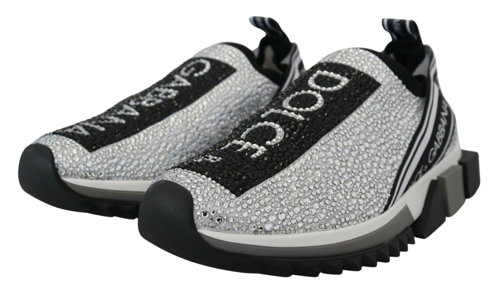 Dolce & Gabbana Sparkling Silver Rhinestone Sneakers – EU37.5/US7 par Dolce & Gabbana | Disponible sur Sandy Store ByNet