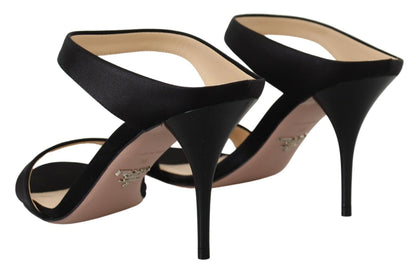 Escarpins élégants à talons en cuir noir Prada