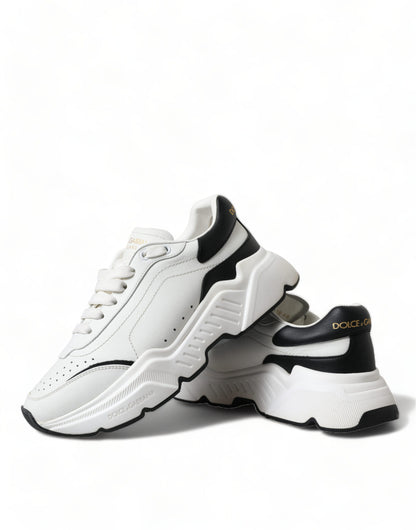 Dolce &amp; Gabbana Zapatillas elegantes de cuero Daymaster en blanco y negro