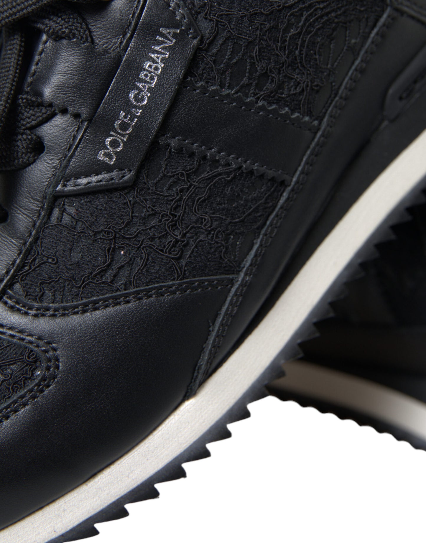 Dolce &amp; Gabbana Elegantes zapatillas clásicas negras