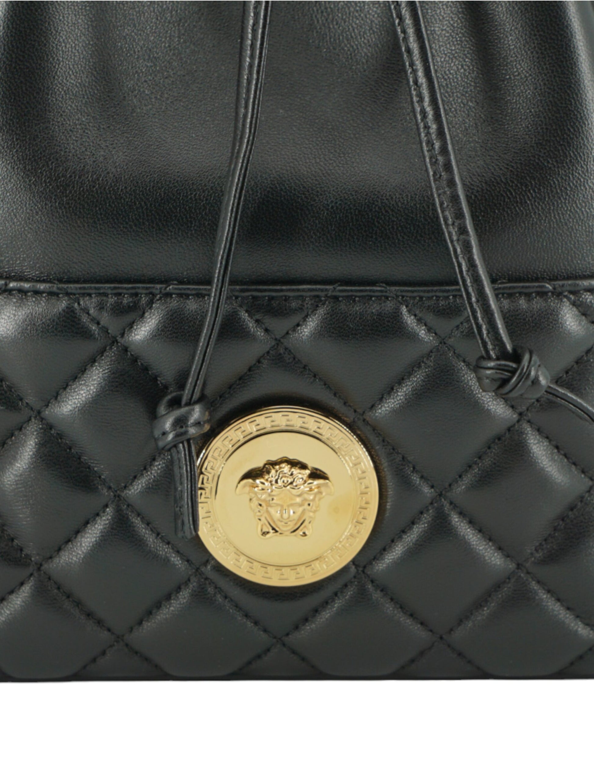 Versace Elegant Black Leather Medusa Bucket Shoulder Bag – par Versace | Disponible sur Sandy Store ByNet