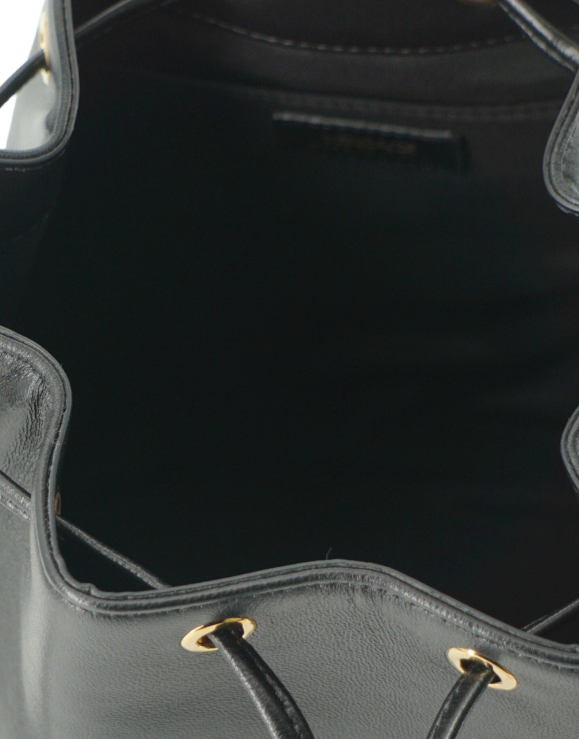 Versace Elegant Black Leather Medusa Bucket Shoulder Bag – par Versace | Disponible sur Sandy Store ByNet