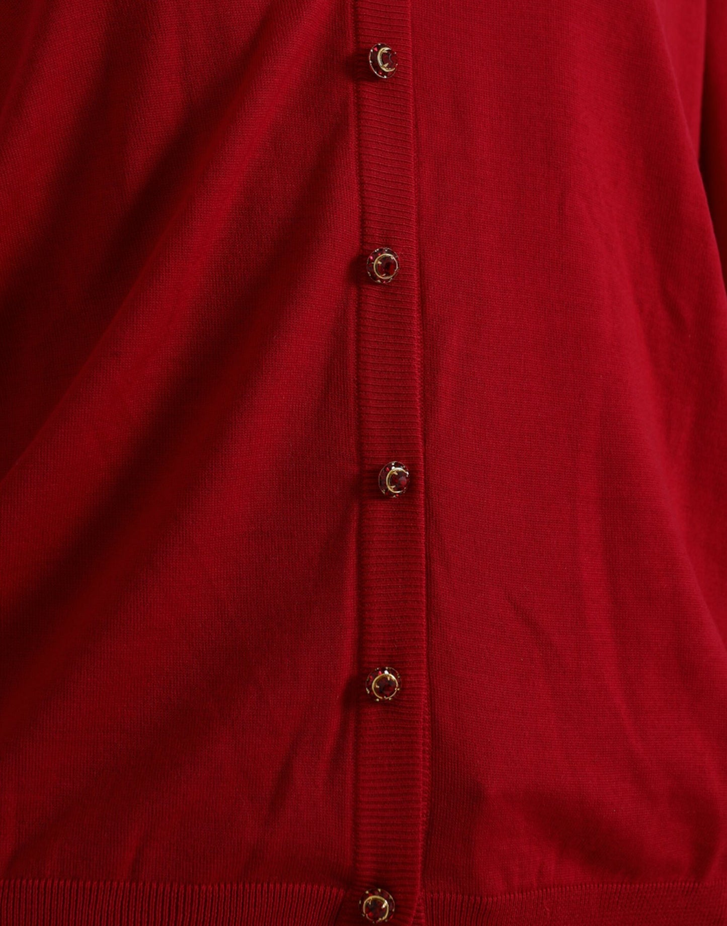 Dolce &amp; Gabbana Elegante cárdigan rojo de lana con cuello de pico