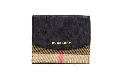 Burberry Luna Black Grained Leather House Check Canvas Coin Pouch Snap Wallet – par Burberry | Disponible sur Sandy Store ByNet