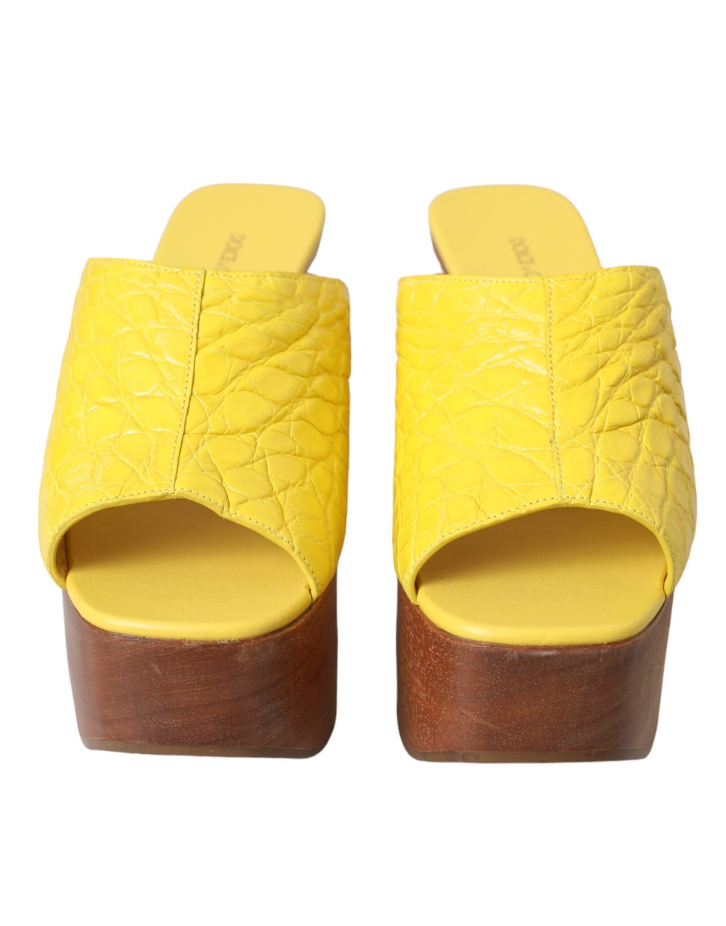 Dolce &amp; Gabbana Zapatos tipo mule con cuña de cuero amarillo