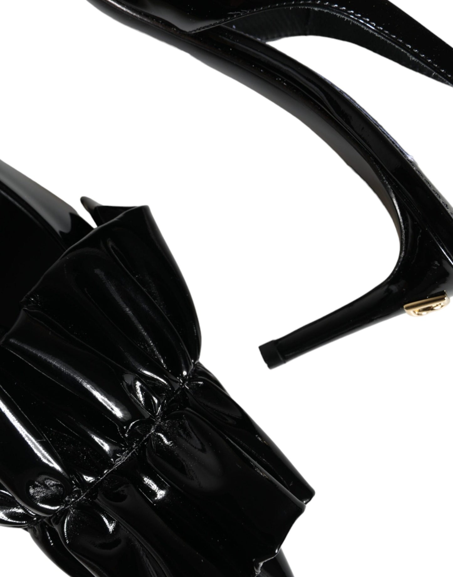 Dolce &amp; Gabbana Zapatos de tacón de charol negro con tira trasera
