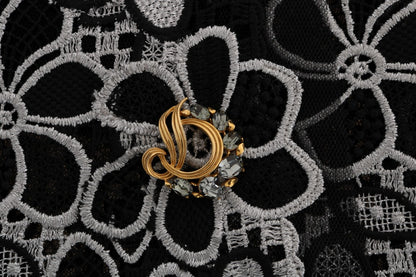 Dolce &amp; Gabbana Minifalda elegante de encaje con detalles de cristales
