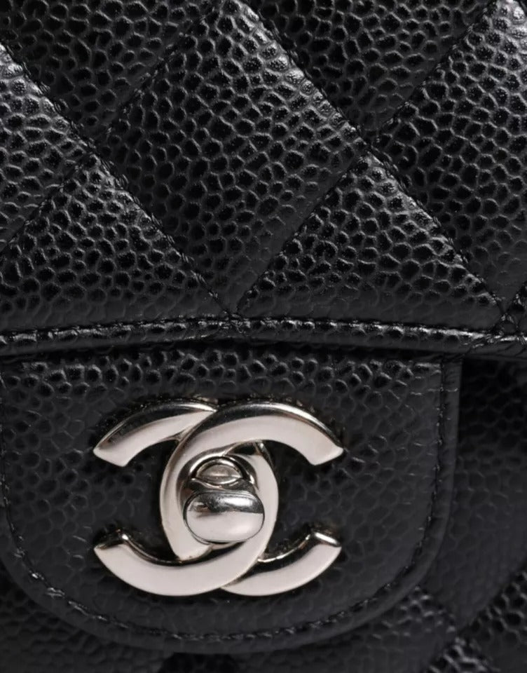 Chanel Black Caviar Medium Classic Double Flap Shoulder Quilted Silver Bag – par Chanel | Disponible sur Sandy Store ByNet