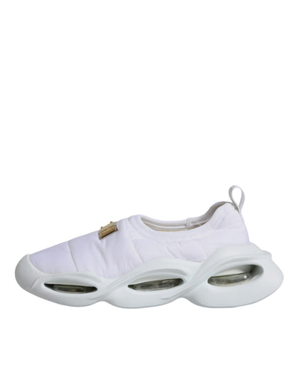 Dolce &amp; Gabbana Zapatillas bajas de tela acolchada blanca Zapatos