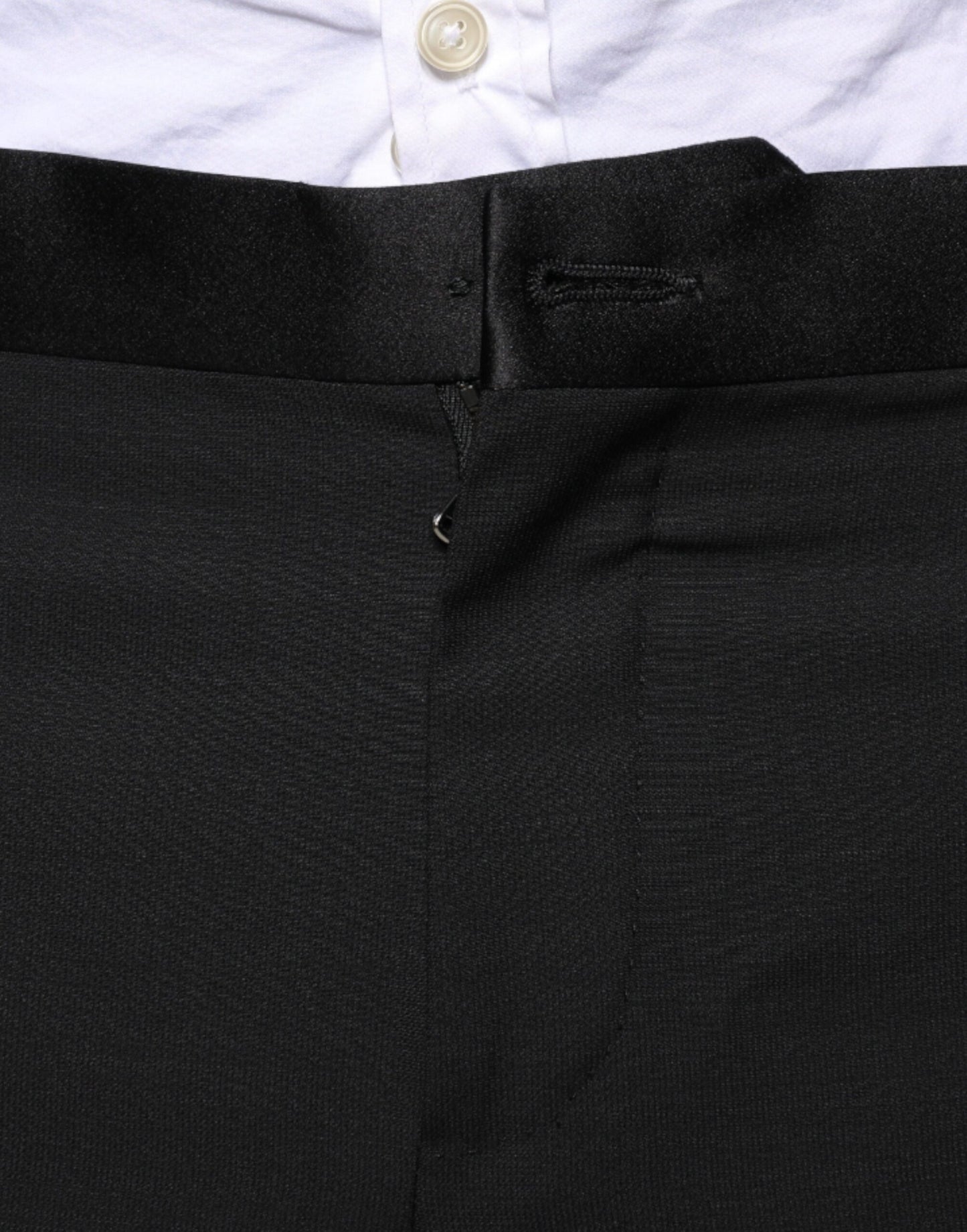 Dolce &amp; Gabbana Traje formal de corte entallado de lana negra de 3 piezas