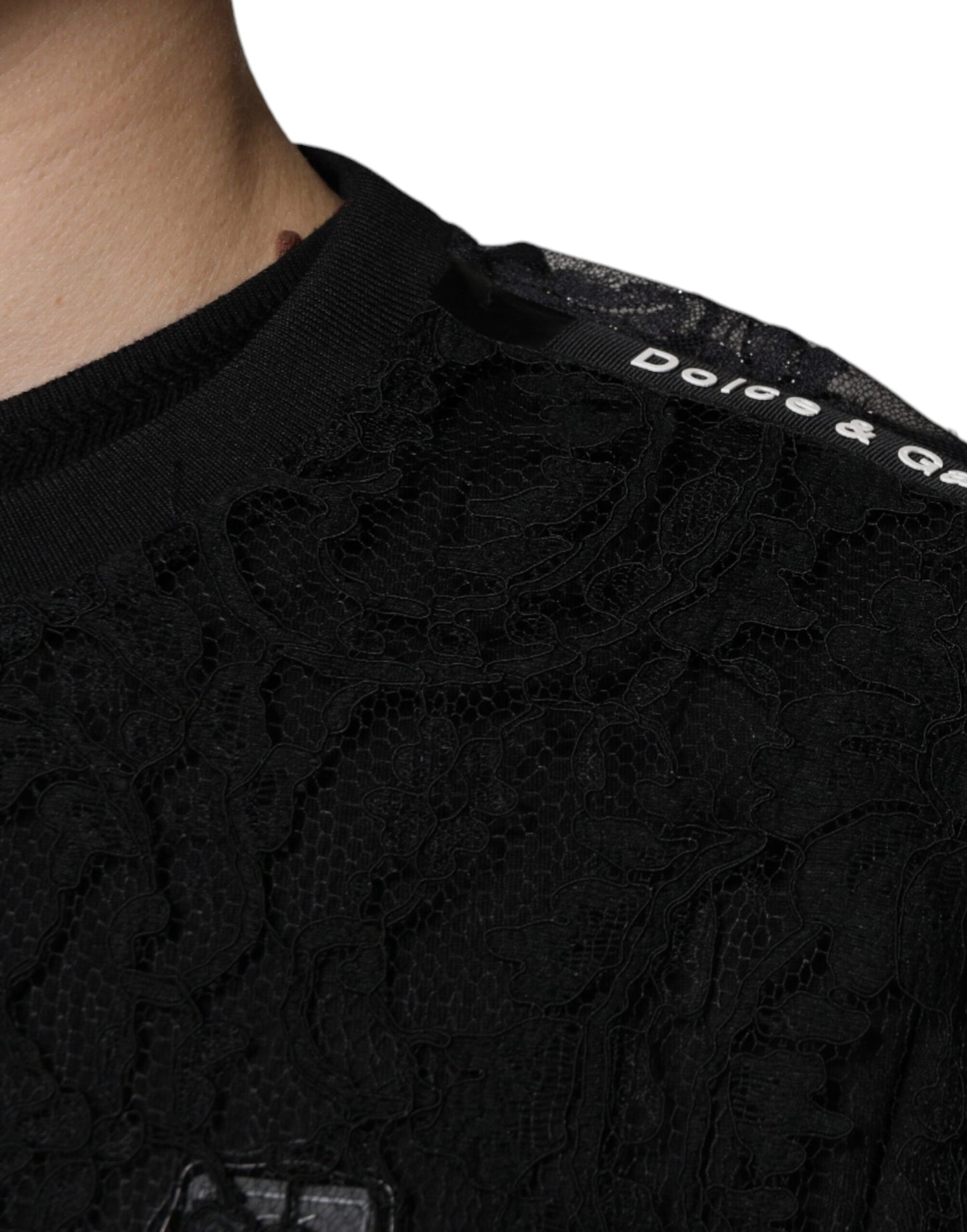 Camiseta de cuello redondo con encaje floral de nailon negro de Dolce &amp; Gabbana