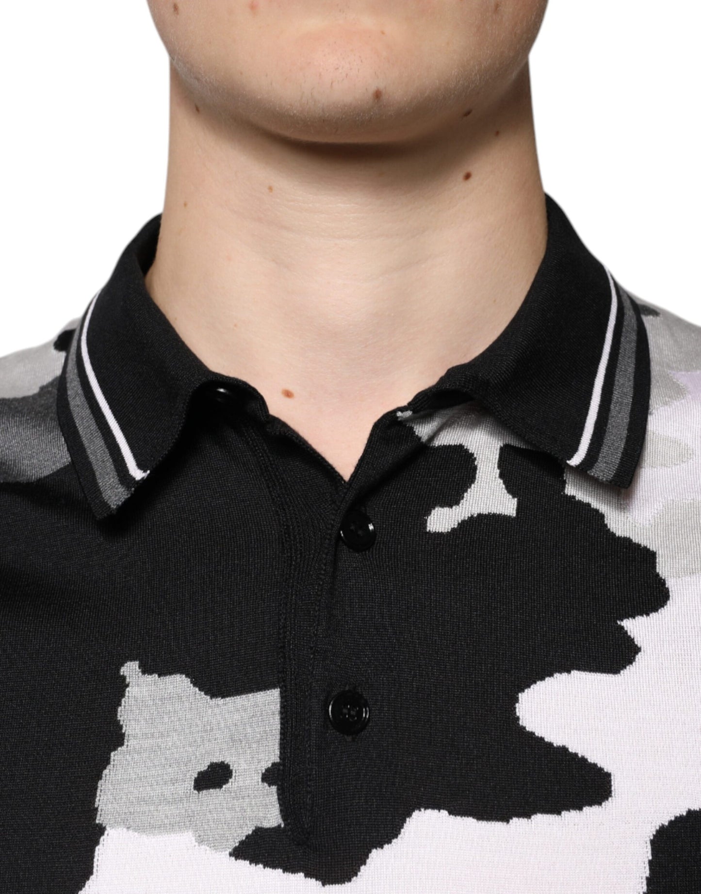 Dolce & Gabbana Multicolor Camouflage Collared Polo T-shirt – IT46 | S par Dolce & Gabbana | Disponible sur Sandy Store ByNet