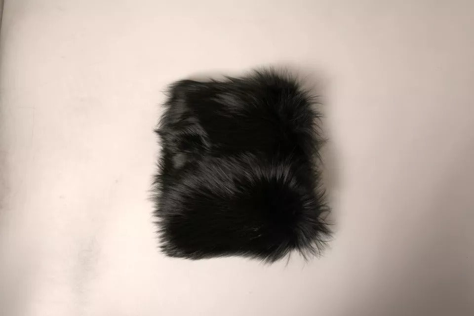 Bufanda chal cruzada con cuello de hombro de piel negra de Dolce &amp; Gabbana