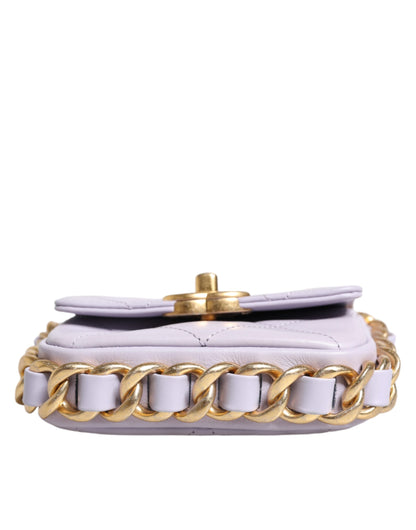 Mini bolso bandolera Chanel de piel de becerro acolchada azul con solapa y cadena