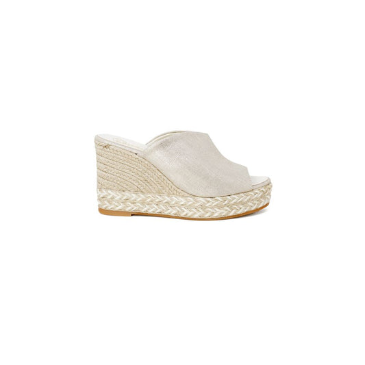 Espadrilles à plateforme et compensées en cuir doré