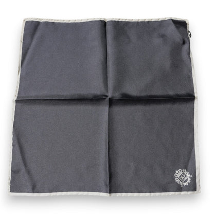 Dolce & Gabbana Gray Crown Logo Square Handkerchief Scarf – par Dolce & Gabbana | Disponible sur Sandy Store ByNet