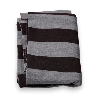 Dolce & Gabbana Black Gray Stripes Wool Neck Wrap Scarf – par Dolce & Gabbana | Disponible sur Sandy Store ByNet