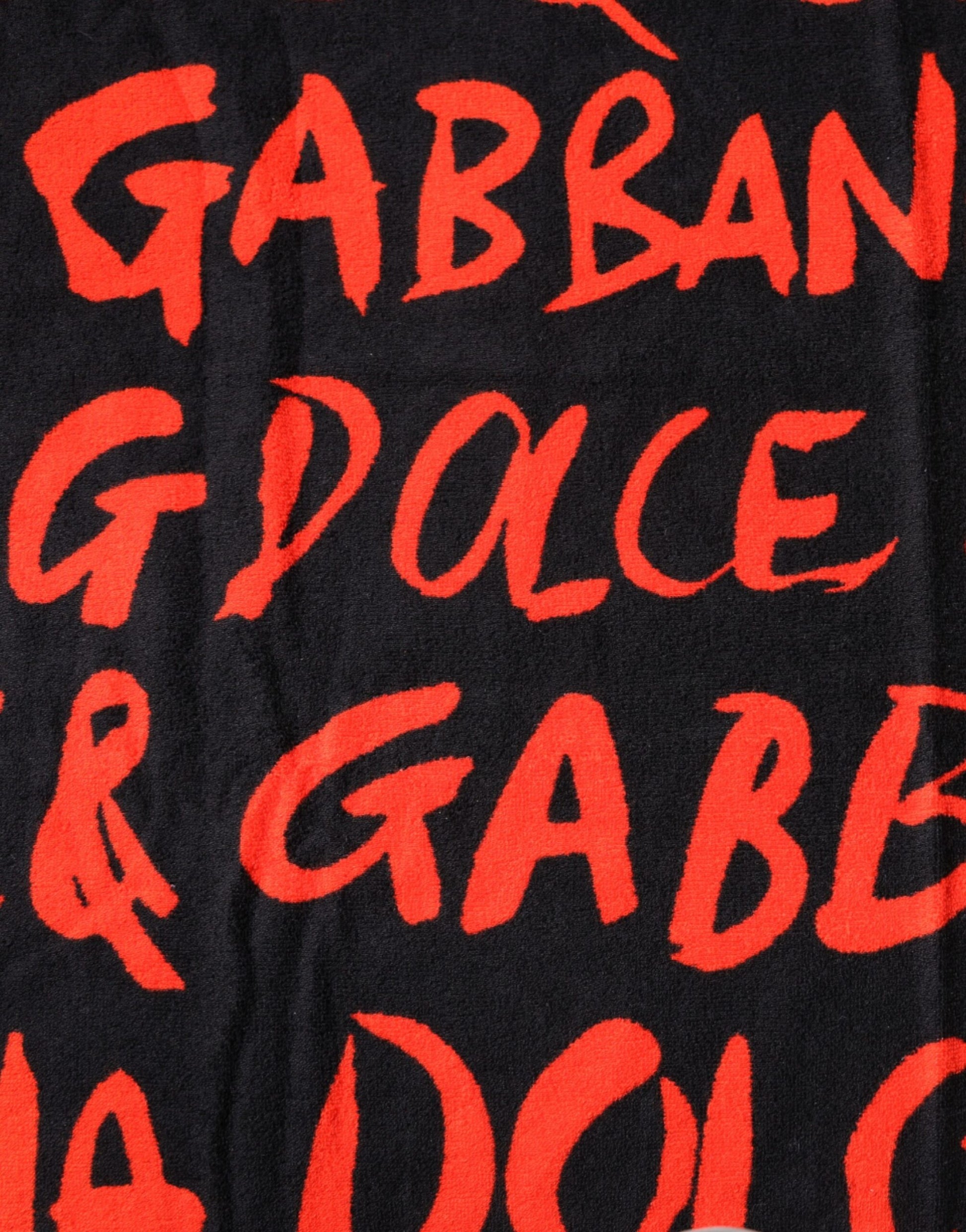 Dolce & Gabbana Black Red Logo Print Cotton Beach Towel – par Dolce & Gabbana | Disponible sur Sandy Store ByNet