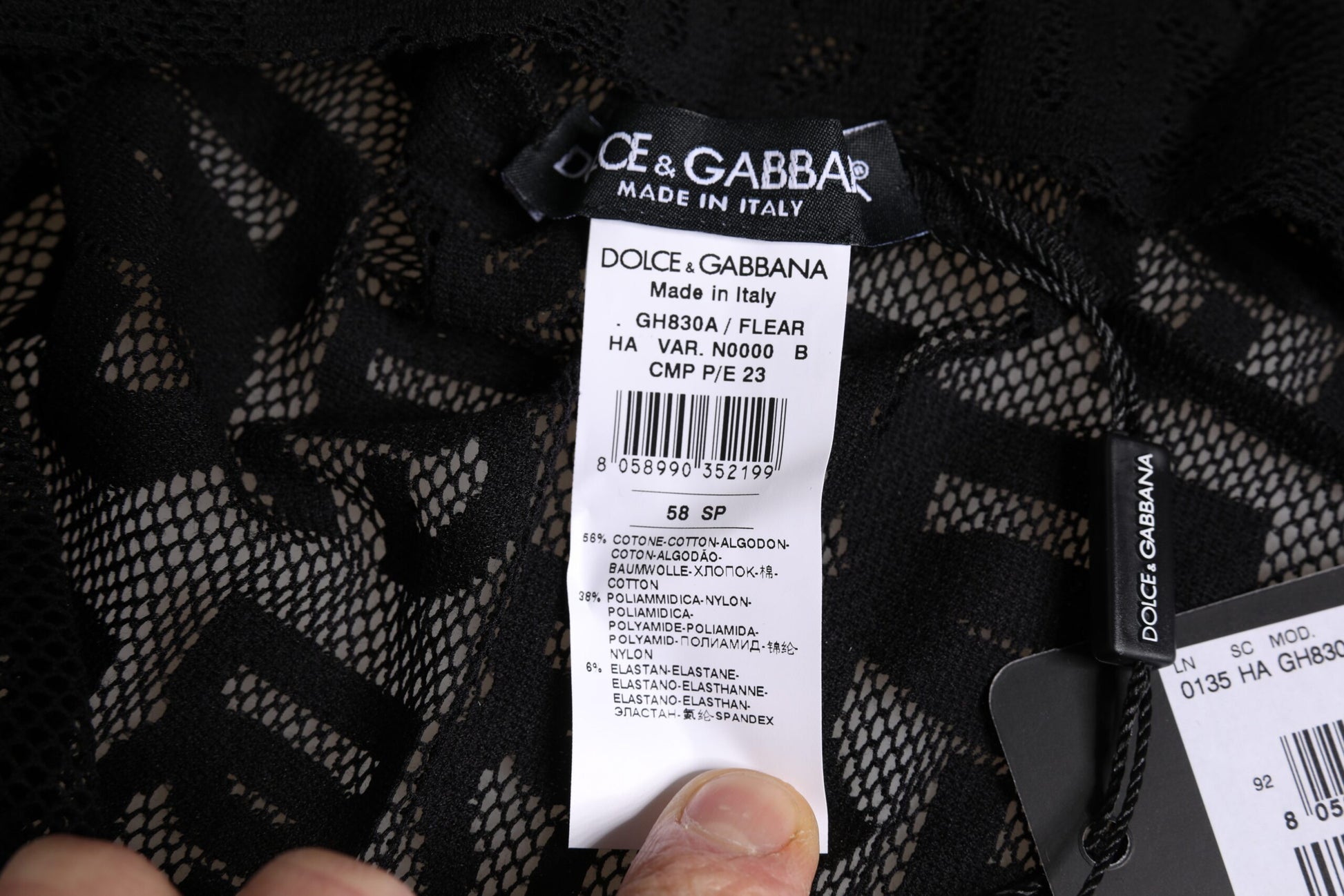 Dolce & Gabbana Black Logo Mesh Whole Head Wrap Hat – 58 cm|M par Dolce & Gabbana | Disponible sur Sandy Store ByNet