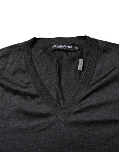 Camiseta de manga corta con cuello en V de seda gris oscuro de Dolce &amp; Gabbana