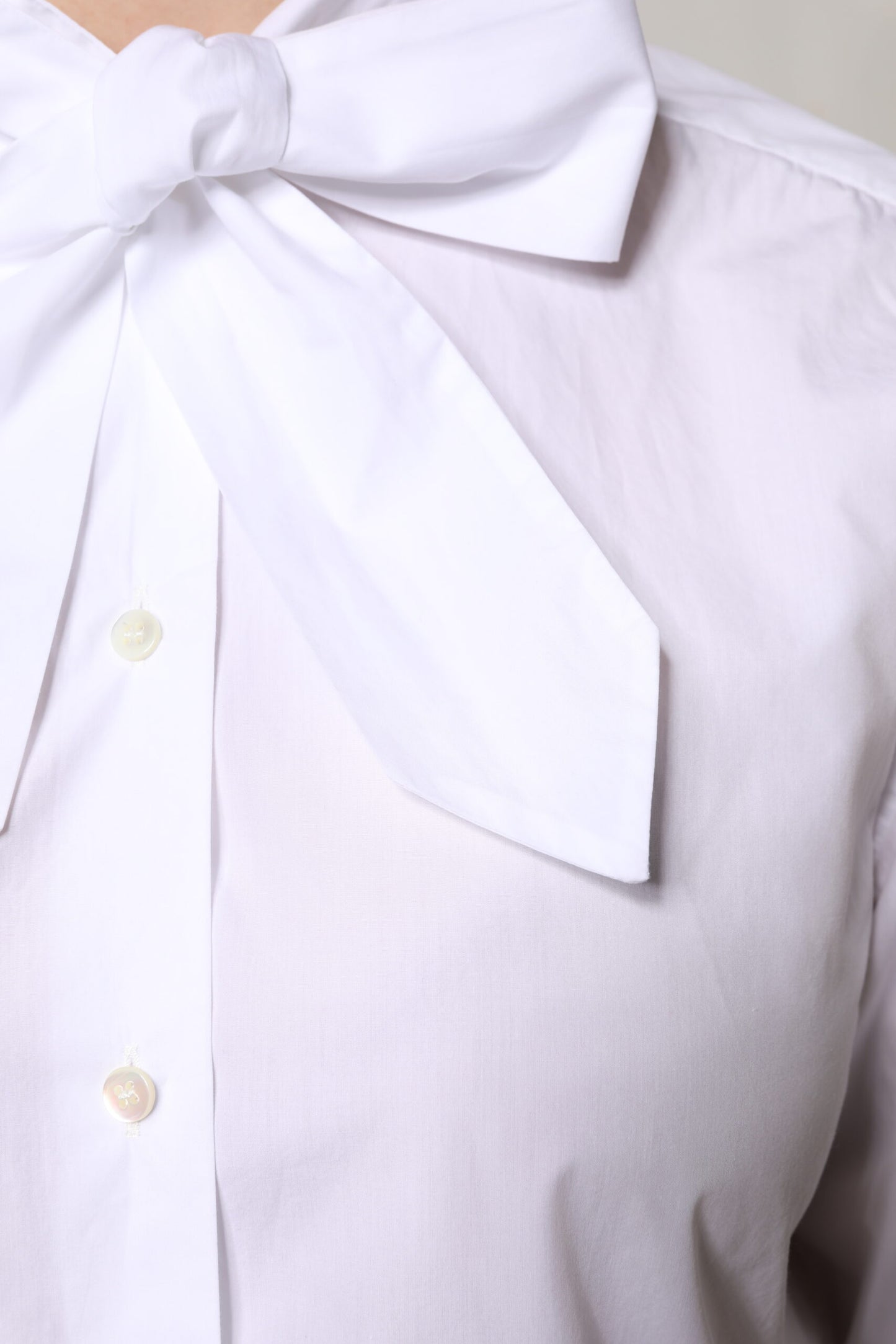 Dolce &amp; Gabbana White Ascot Collar Long Sleeve Blouse Top