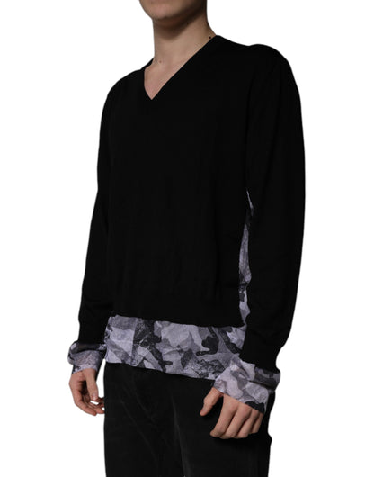 Suéter negro con cuello en V y estampado de camuflaje de Dolce &amp; Gabbana