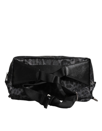 Riñonera Dolce &amp; Gabbana con cinturón y logo DG de leopardo en negro y gris