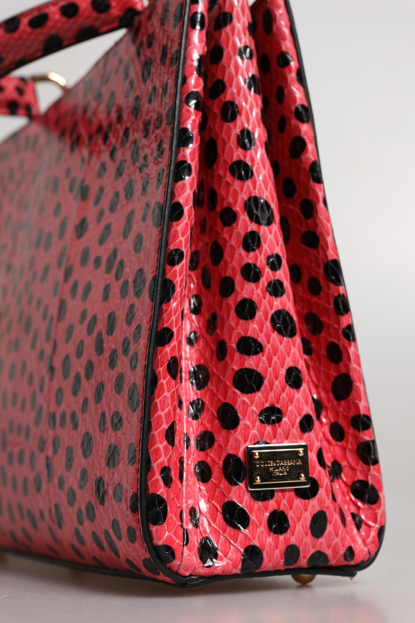 Bolso bandolera con asa superior de piel exótica rosa de Dolce &amp; Gabbana