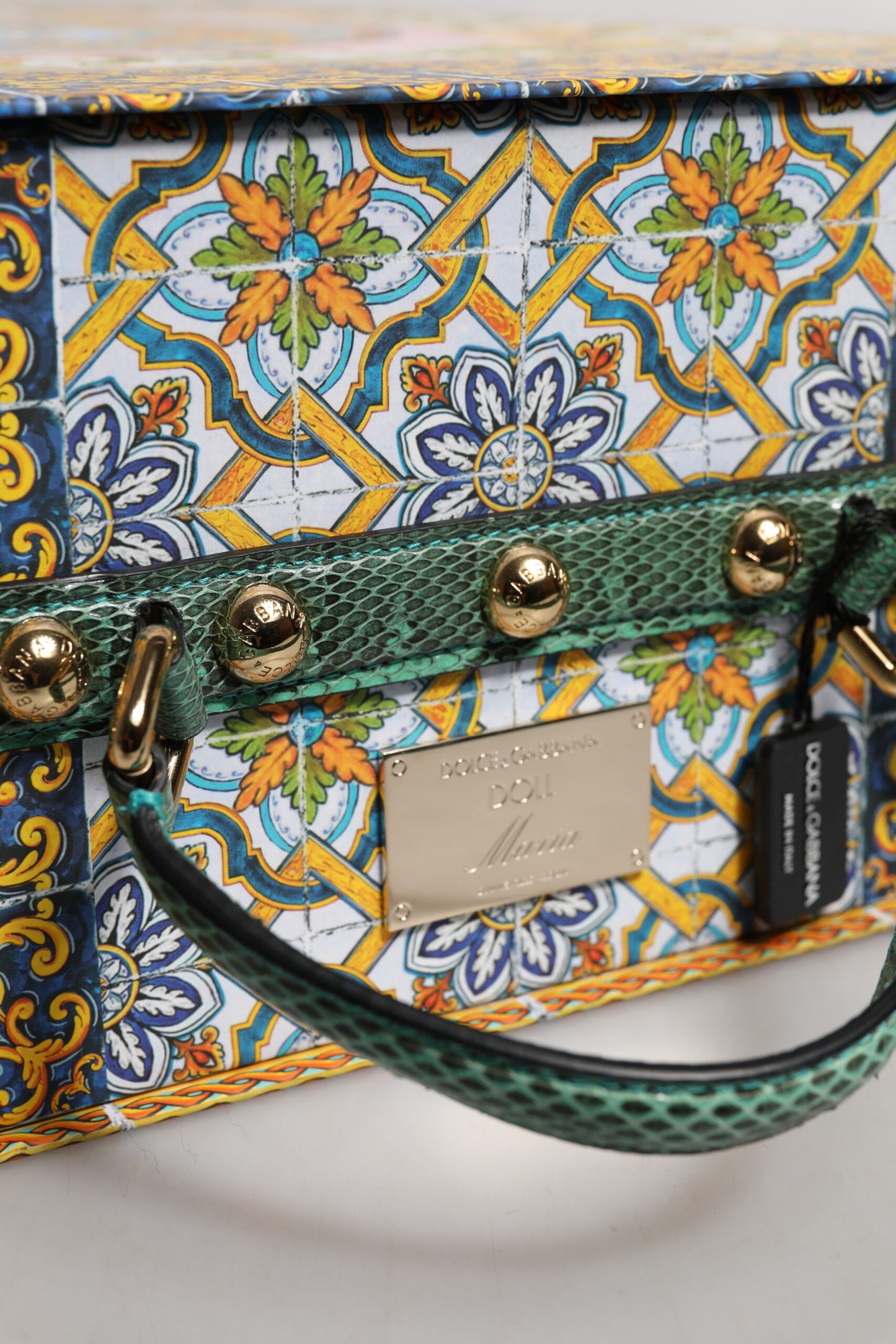 Poupées Dolce &amp; Gabbana en céramique, porcelaine, cuir et robe noire