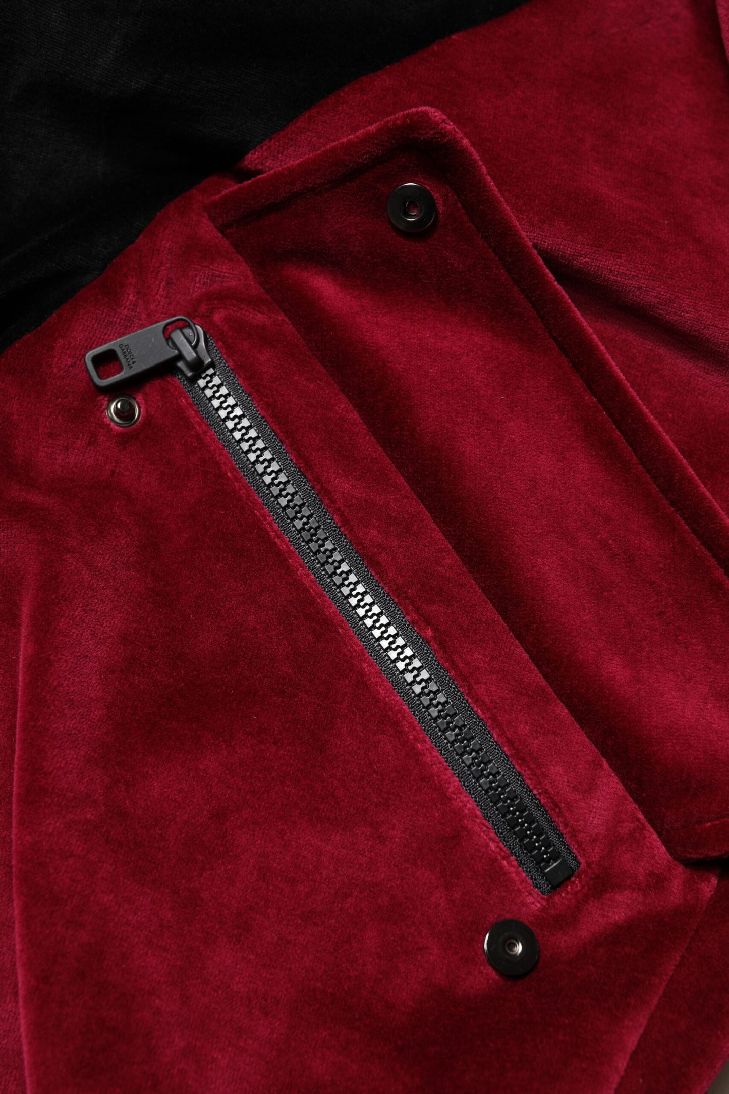 Chaqueta bomber Dolce &amp; Gabbana de algodón con cremallera completa y logotipo en rojo y negro