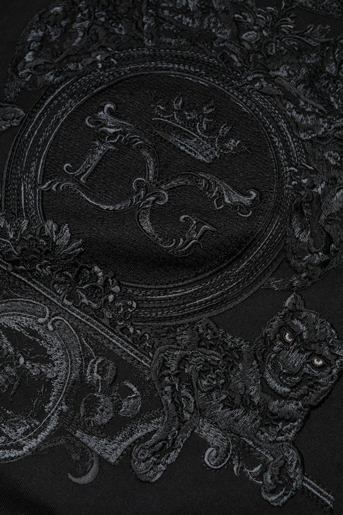 Pull Dolce &amp; Gabbana noir brodé de couronnes DG