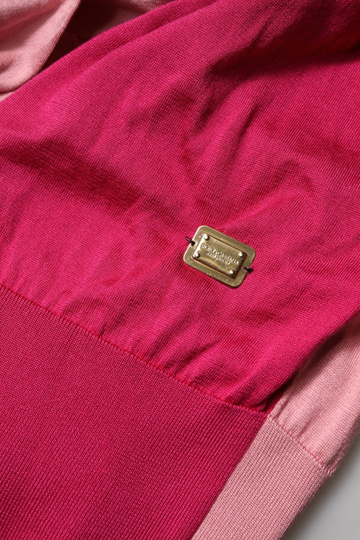 Dolce &amp; Gabbana Pink Short Sleeves Buttoned Ascot Collar Top