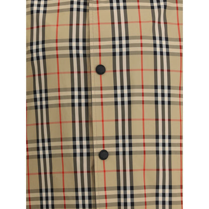 Chaqueta impermeable reversible de Burberry