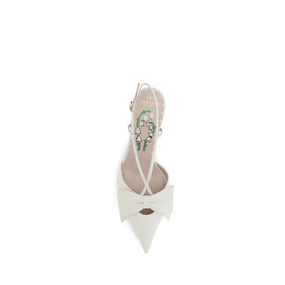 Zapatos de salón con tira trasera de Valentino Garavani
