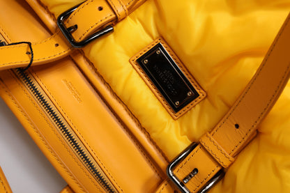 Bolso de hombro de nailon con placa del logotipo en amarillo y naranja de Dolce &amp; Gabbana