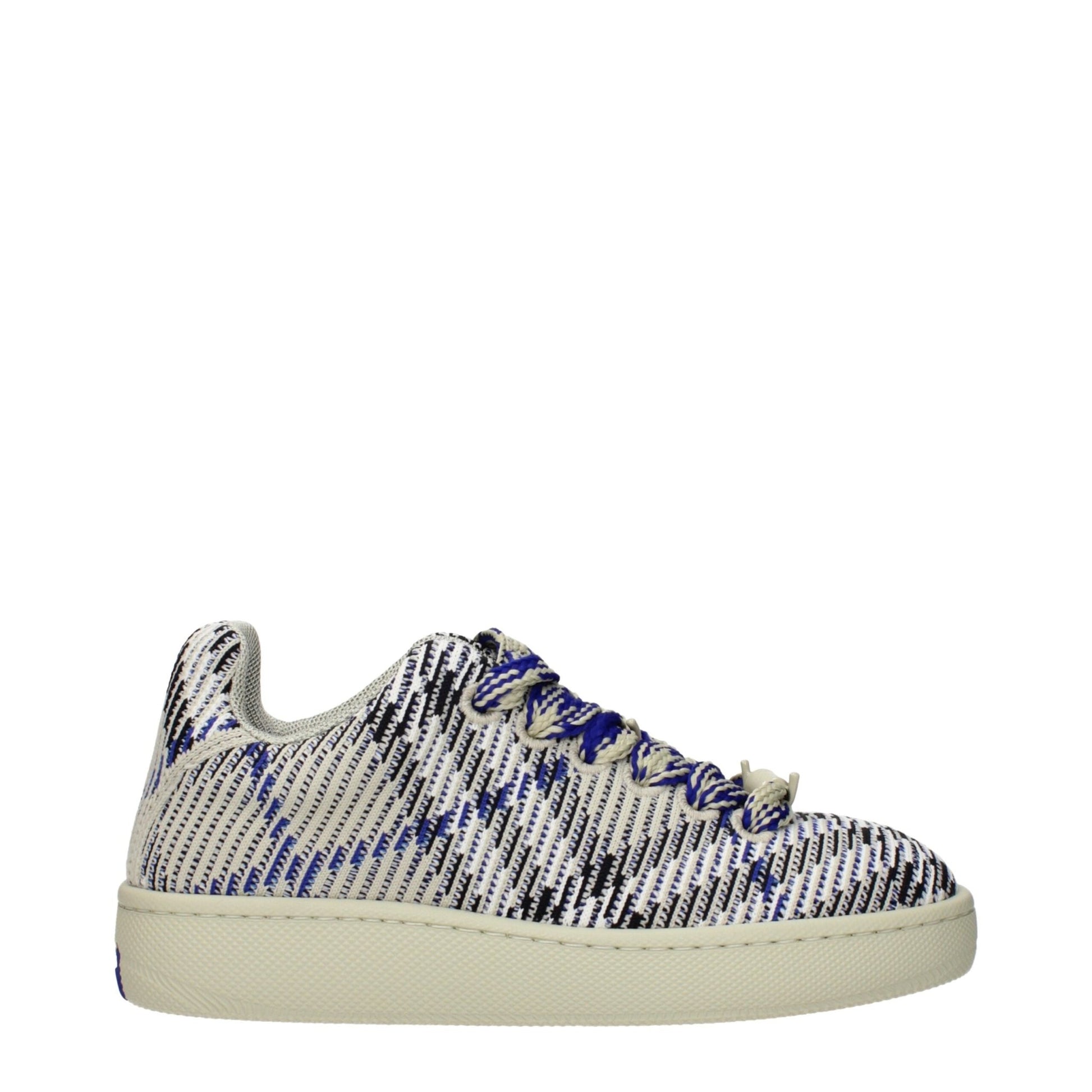Burberry Beige Fabric Low Tops – EU36/US6 par Burberry | Disponible sur Sandy Store ByNet
