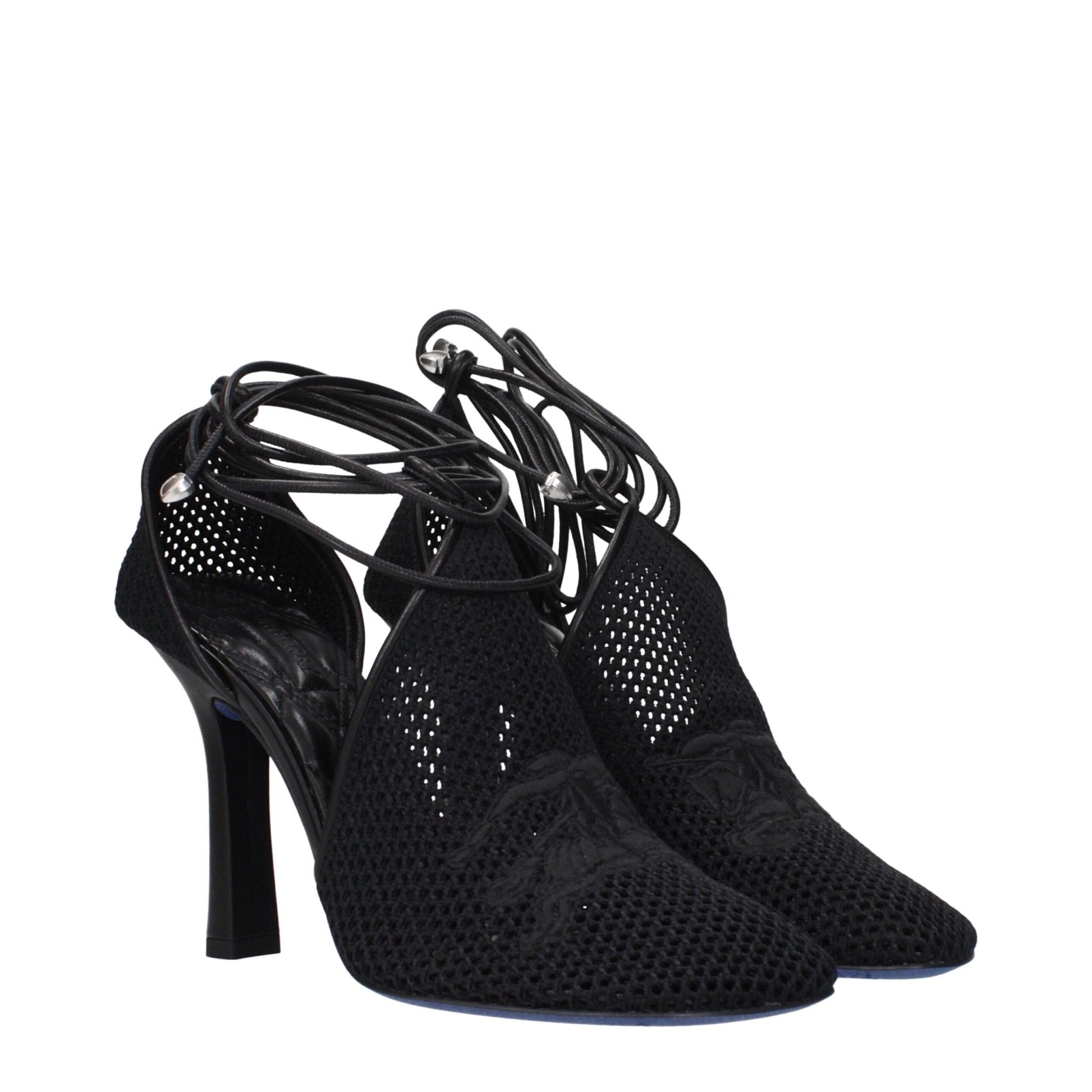 Burberry Black Fabric High Heel Pumps – EU36/US6 par Burberry | Disponible sur Sandy Store ByNet
