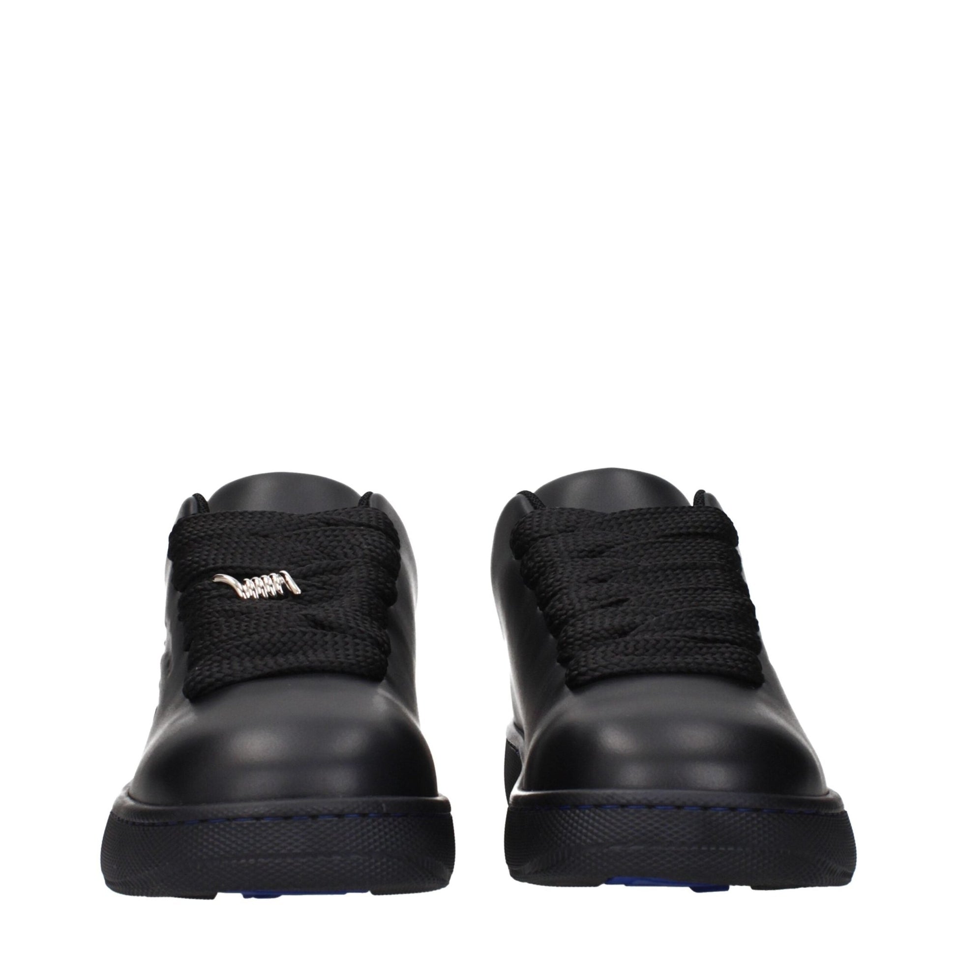 Burberry Black Leather Low Tops – EU40/US7 par Burberry | Disponible sur Sandy Store ByNet