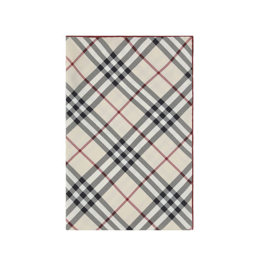 Burberry Scarf – par Burberry | Disponible sur Sandy Store ByNet