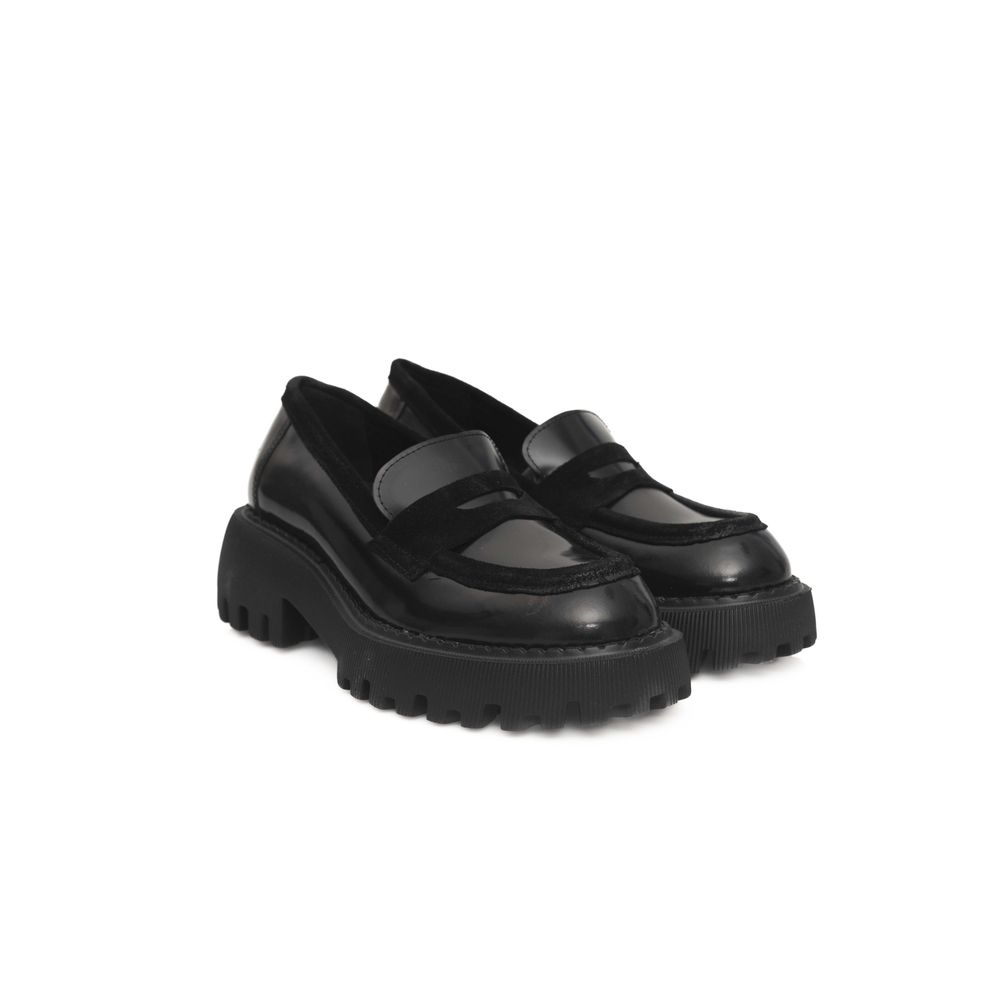 Cerruti 1881 Black Calfskin Loafer – EU38/US8 par Cerruti 1881 | Disponible sur Sandy Store ByNet
