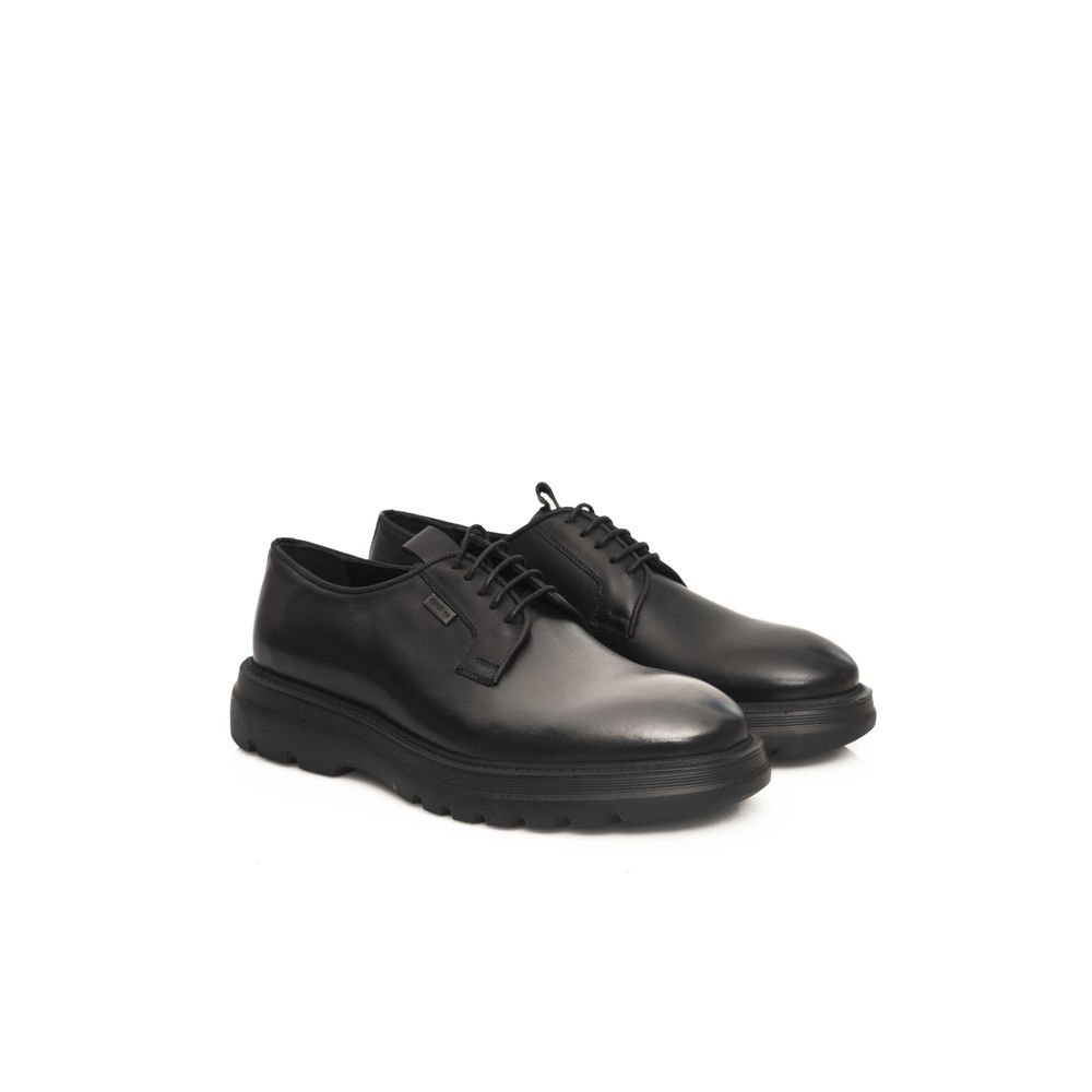 Cerruti 1881 Black Calfskin Shoe – EU42/US9 par Cerruti 1881 | Disponible sur Sandy Store ByNet